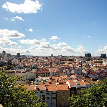 Penha De Franca's Viewpoint Duplex Lisboa